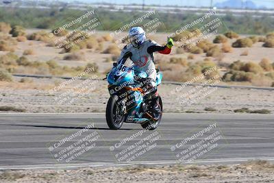 media/Oct-20-2024-CVMA (Sun) [[d4a3dff211]]/Race 16-Formula Middleweight/